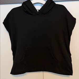 Fabletics short sleeve hooded sweatshirt